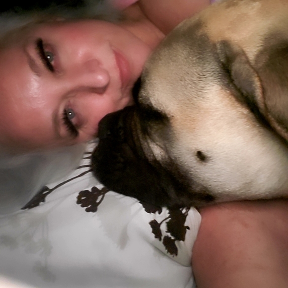 Meet your Posher, Kim - Picture 3 of 4